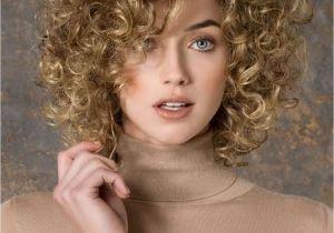 Short haircuts for natural curly hair 2019 short-haircuts-for-natural-curly-hair-2019-09_9