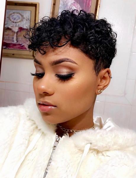 Short hairstyle for black ladies 2019 short-hairstyle-for-black-ladies-2019-10_16