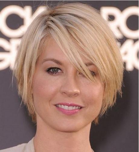 Short hairstyle pictures for 2019 short-hairstyle-pictures-for-2019-54_19