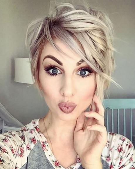 Short hairstyles and colors for 2019