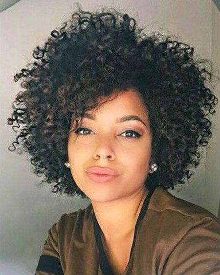 Short naturally curly hairstyles 2019 short-naturally-curly-hairstyles-2019-03_6