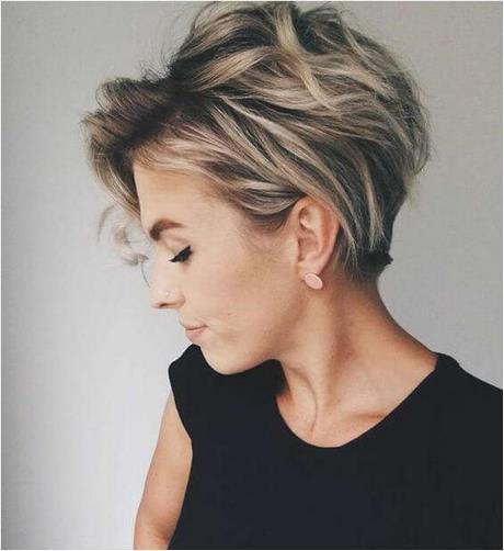 Trendy short haircuts for 2019 trendy-short-haircuts-for-2019-62_17
