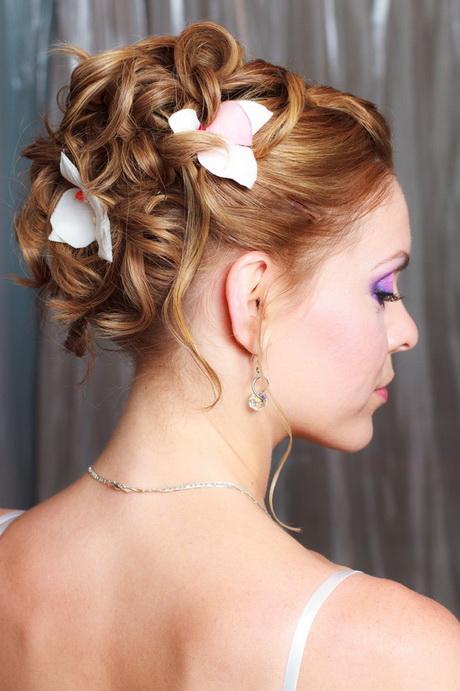 Beautiful bridal hairstyle beautiful-bridal-hairstyle-72_17