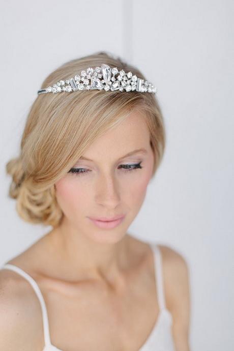 Bridal hairstyle with tiara bridal-hairstyle-with-tiara-27_10