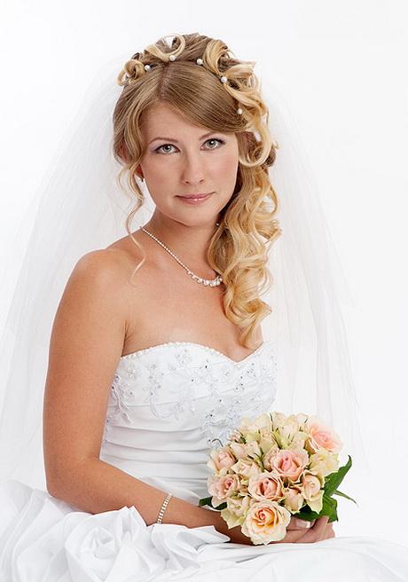 Bridal hairstyles curly hair bridal-hairstyles-curly-hair-03_4