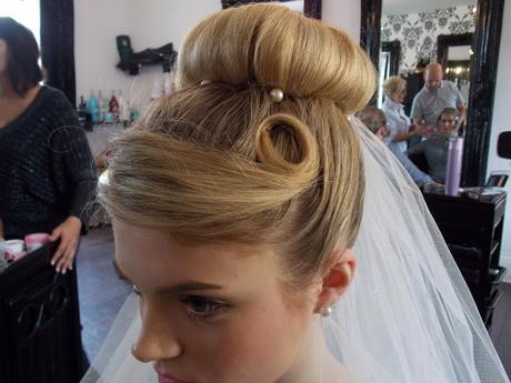 Bridal hairstyling courses bridal-hairstyling-courses-68_3