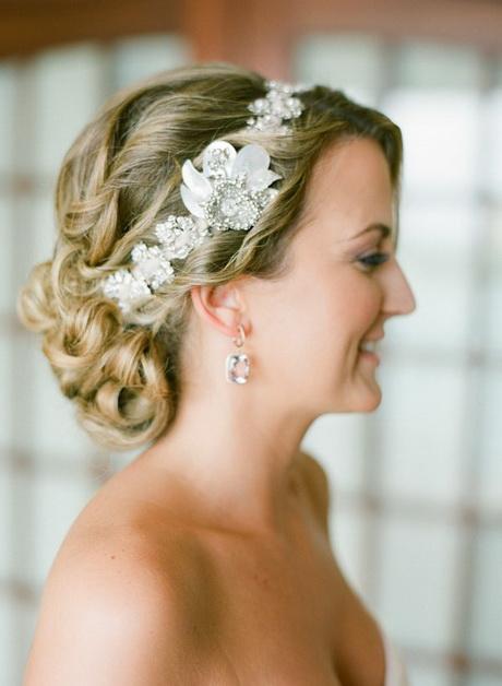 Hairstyle for a bride hairstyle-for-a-bride-98_17
