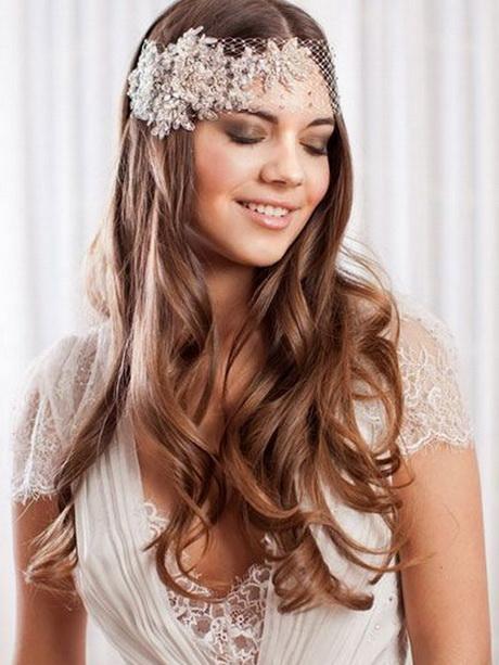 Long bridal hairstyles with veil long-bridal-hairstyles-with-veil-08_5