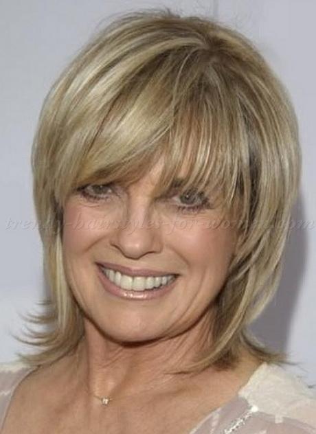Pictures of shoulder length layered haircuts pictures-of-shoulder-length-layered-haircuts-02_16
