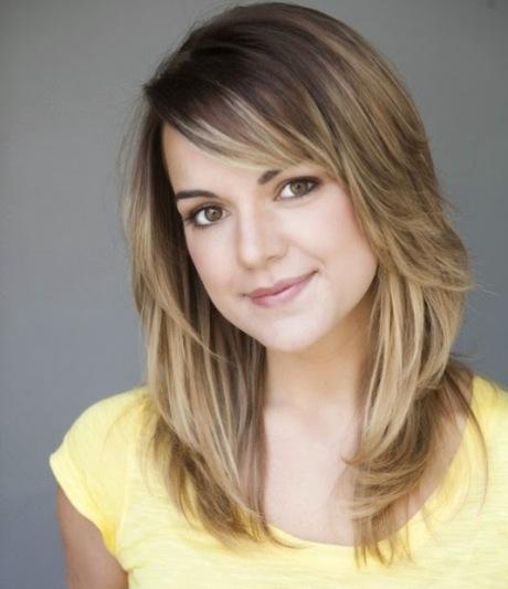 Pictures of shoulder length layered haircuts pictures-of-shoulder-length-layered-haircuts-02_7