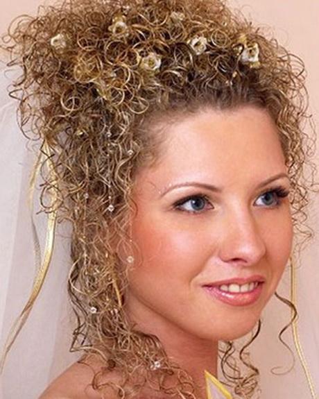 Wedding hair ideas for curly hair wedding-hair-ideas-for-curly-hair-95_5