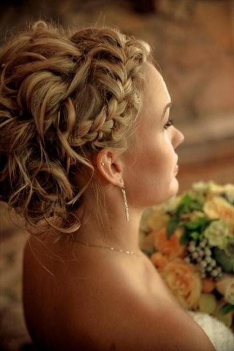 Wedding hair with braids and curls wedding-hair-with-braids-and-curls-97_3