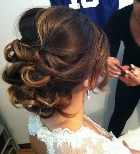 Bridal upstyles for long hair