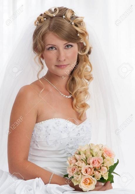 Hairstyle on wedding gown hairstyle-on-wedding-gown-01_13