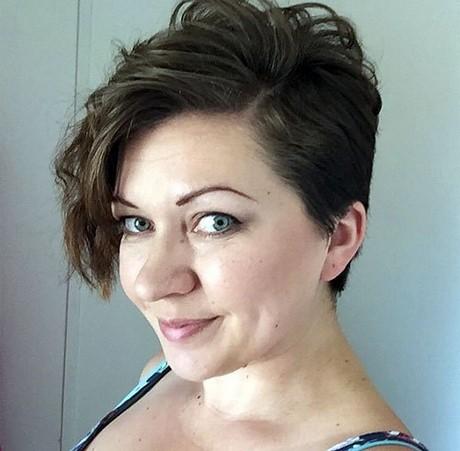 Hairstyles for a pixie cut hairstyles-for-a-pixie-cut-26_19