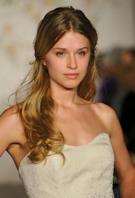 Long hairstyles for wedding guest long-hairstyles-for-wedding-guest-97_5