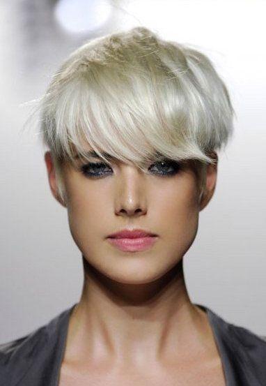 Models with pixie haircuts models-with-pixie-haircuts-99_20