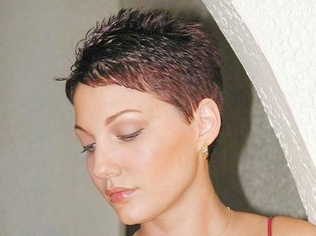 Short cropped pixie hairstyles short-cropped-pixie-hairstyles-52_2