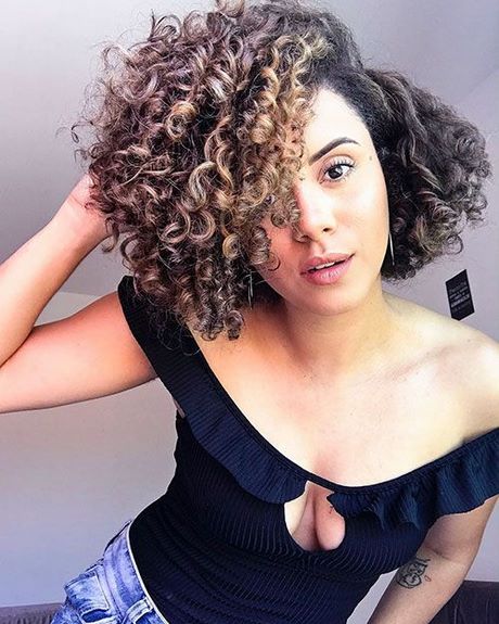 2020 short hairstyles for curly hair 2020-short-hairstyles-for-curly-hair-26_7