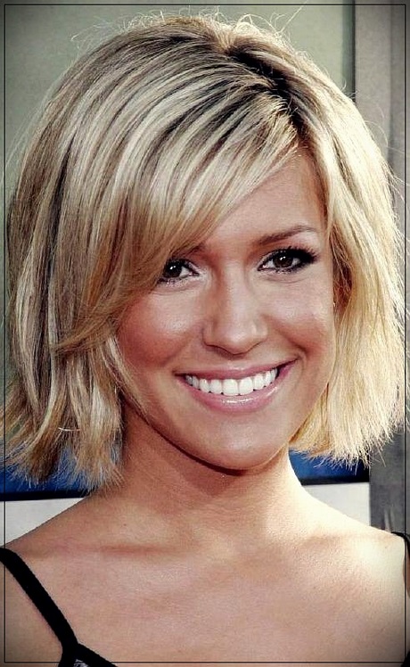 2020 short hairstyles for round faces 2020-short-hairstyles-for-round-faces-99_13