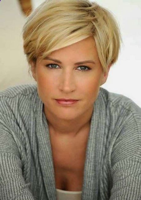 2020 short hairstyles for women over 40 2020-short-hairstyles-for-women-over-40-19_7