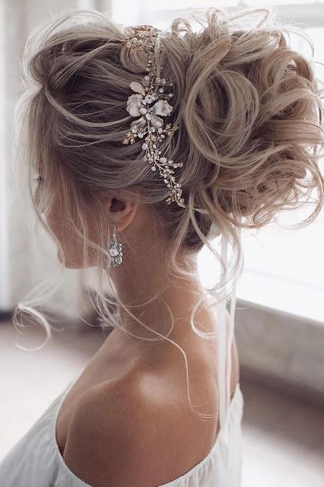 Bridesmaid hairstyles 2020 bridesmaid-hairstyles-2020-78_4