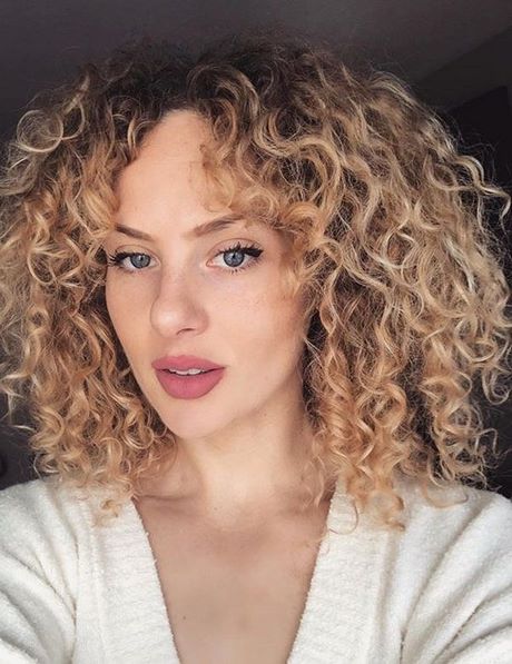 Curly hairstyles 2020 curly-hairstyles-2020-96_15