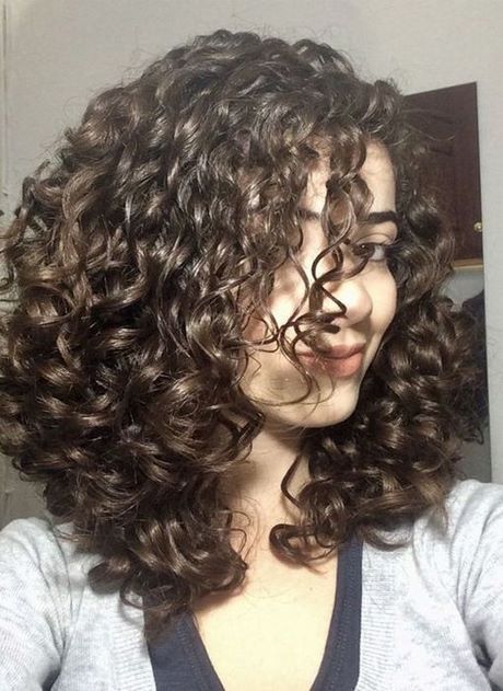 Curly hairstyles 2020 curly-hairstyles-2020-96_5