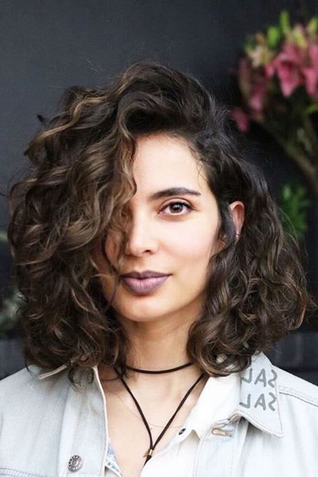 Cute short curly hairstyles 2020 cute-short-curly-hairstyles-2020-22_5