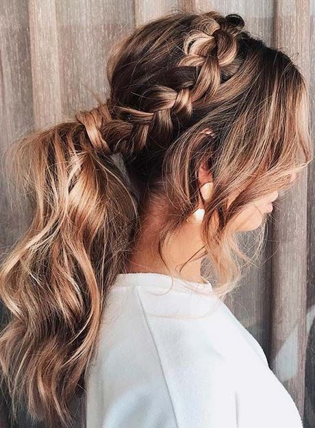 Hairstyles for prom 2020 hairstyles-for-prom-2020-18_5
