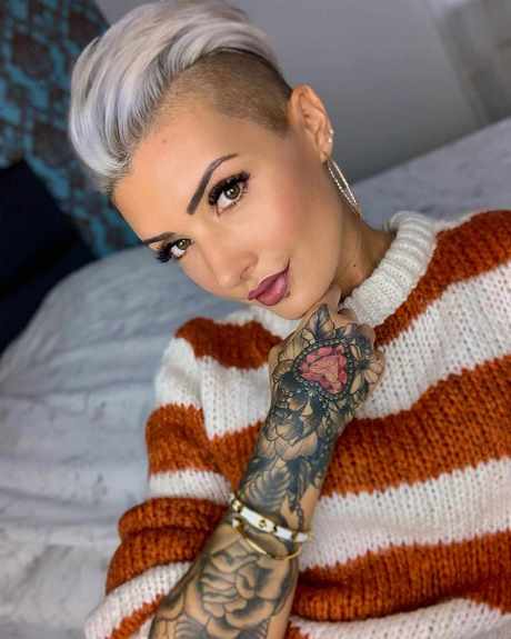 Latest short haircuts for women 2020 latest-short-haircuts-for-women-2020-35_18