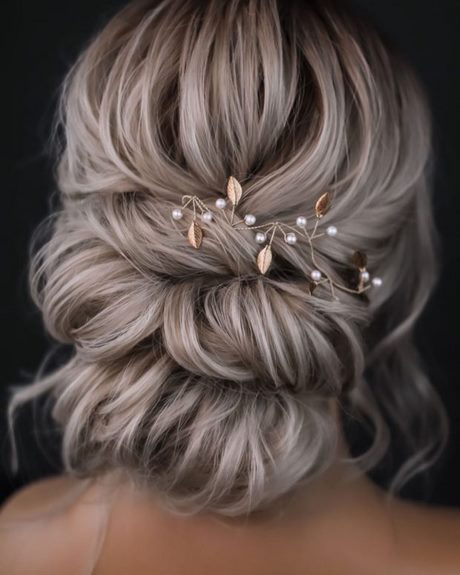 Prom hairstyles 2020 prom-hairstyles-2020-47_20