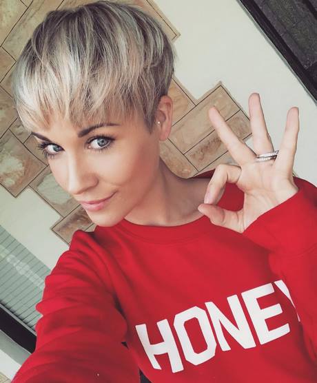 Short hairstyles for summer 2020 short-hairstyles-for-summer-2020-58_7