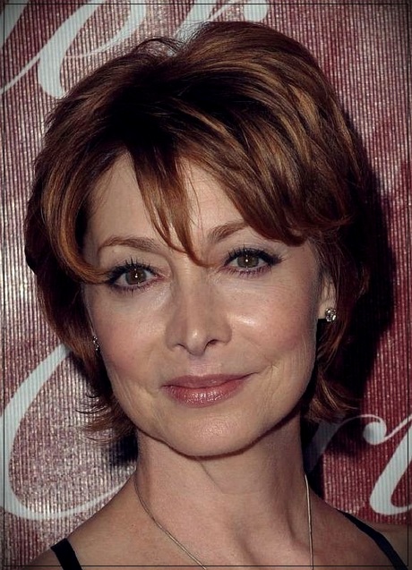 Short hairstyles for women over 50 2020 short-hairstyles-for-women-over-50-2020-90_4