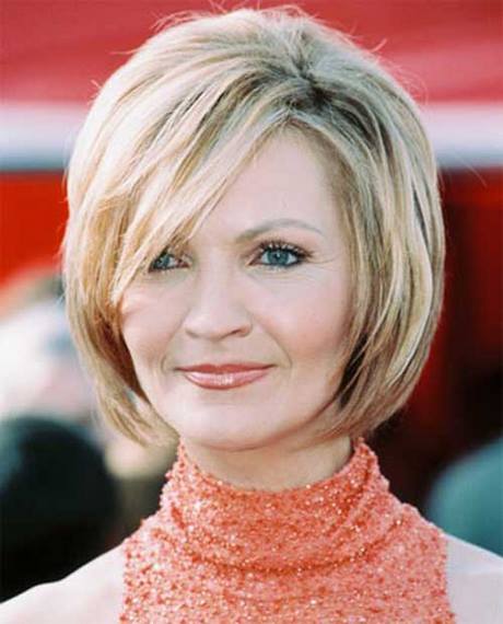 Short hairstyles for women over 50 2020 short-hairstyles-for-women-over-50-2020-90_7