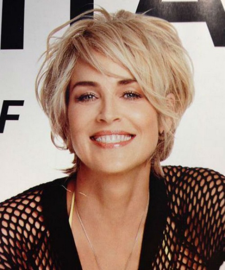Short to mid length hairstyles 2020 short-to-mid-length-hairstyles-2020-37_15
