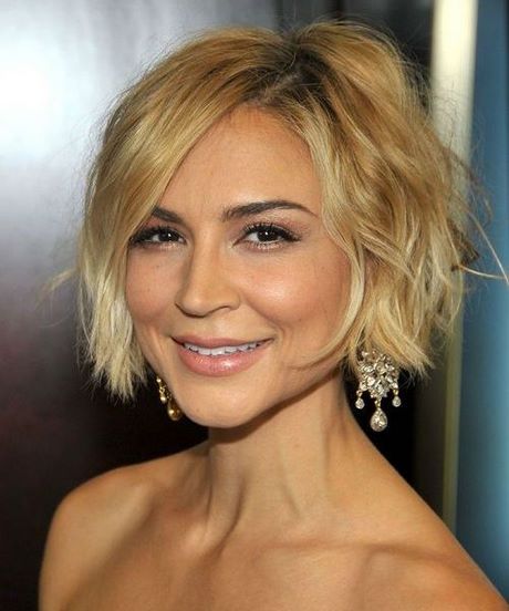 Short to mid length hairstyles 2020 short-to-mid-length-hairstyles-2020-37_16
