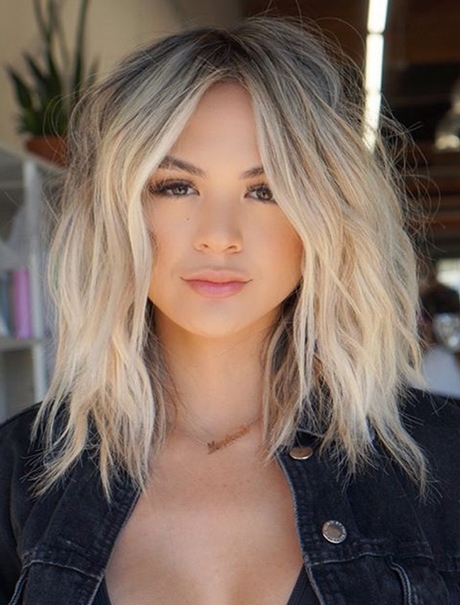 Short to mid length hairstyles 2020 short-to-mid-length-hairstyles-2020-37_4