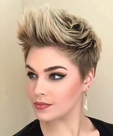 2021 short hairstyles for women 2021-short-hairstyles-for-women-84_11