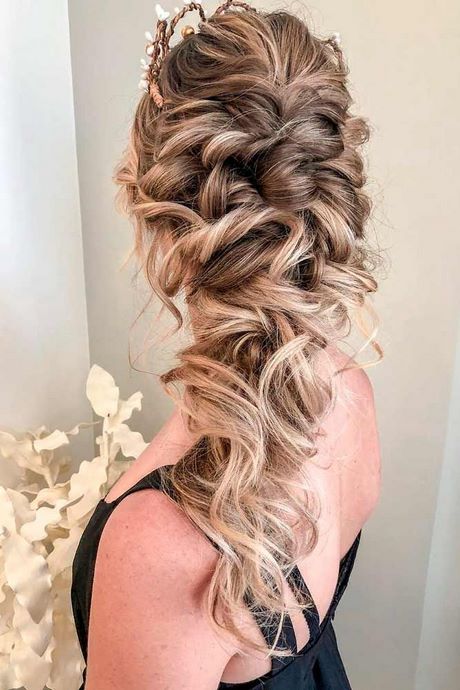 Braid prom hairstyles 2021