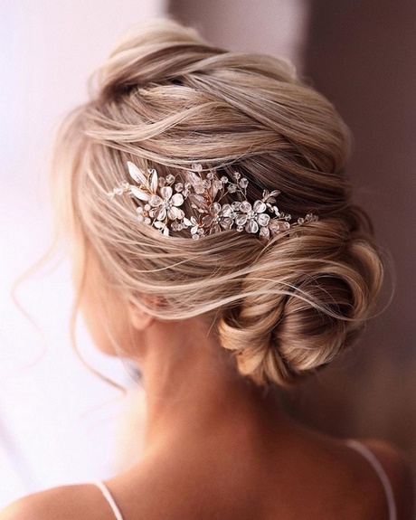 Bride hairstyles 2021 bride-hairstyles-2021-46_16