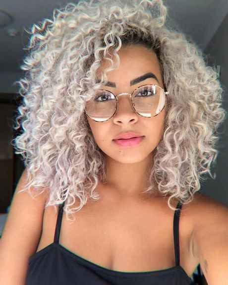 Curly hairstyle 2021 curly-hairstyle-2021-25_9