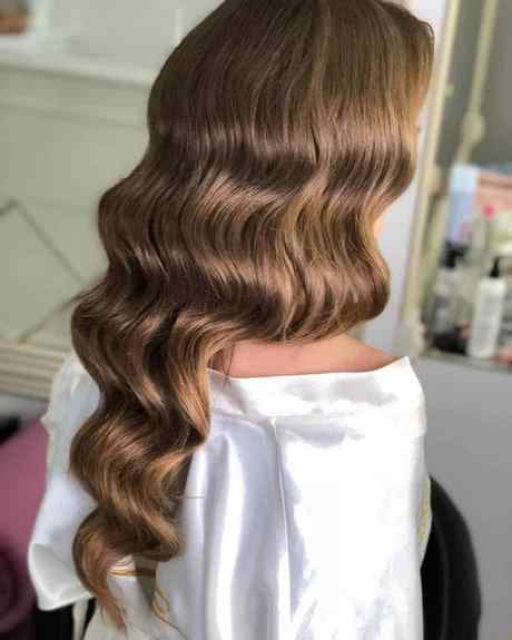 Curly hairstyles for long hair 2021 curly-hairstyles-for-long-hair-2021-57_13