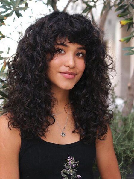 Curly hairstyles for long hair 2021 curly-hairstyles-for-long-hair-2021-57_8