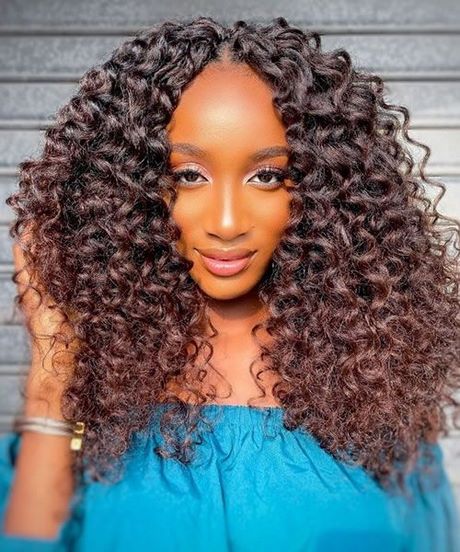 Curly weave styles 2021 curly-weave-styles-2021-24