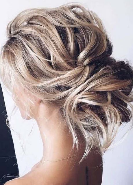 Evening hairstyles 2021 evening-hairstyles-2021-43_17