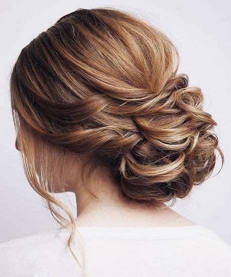 Hairstyle updo 2021 hairstyle-updo-2021-79_16