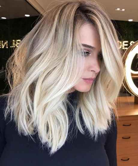 Medium blonde hairstyles 2021 medium-blonde-hairstyles-2021-17_11