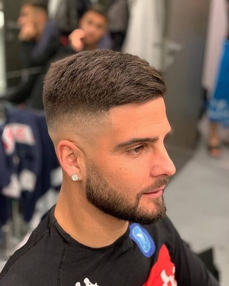 Mens hairstyle for 2021 mens-hairstyle-for-2021-04_10