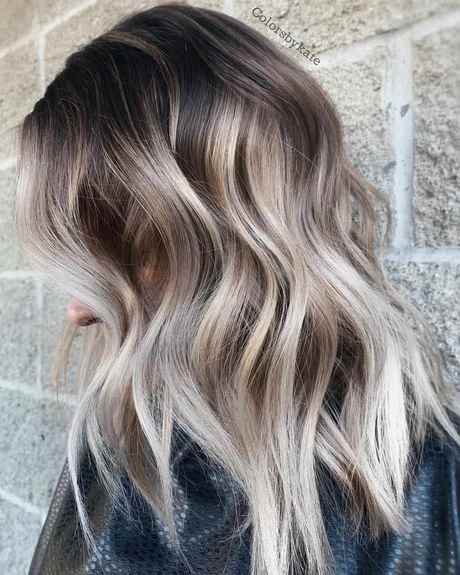Ombre hairstyle 2021 ombre-hairstyle-2021-21_2